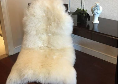 Chiny Strona główna Dekoracyjne Biały Prawdziwe Owczarki Długie Włosy Merino Wool 60 X 90cm Natural Shape dostawca