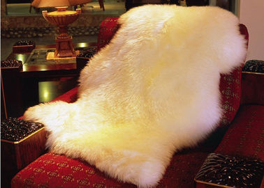 Chiny Prawdziwe Sheepskin Rug 100% Australian Long Wool Natural White 2 * 3feet dostawca