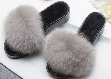 Chiny Jasnoszary Prawdziwy Fur Fur House House Kapcie Miękkie Do Krytego / Do Domu dostawca