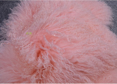 Chiny Mongolski Sheepskin Rug Pink Dyed Extra Długie włosy Tybetański Lamb futerkowy Trim Trim dostawca