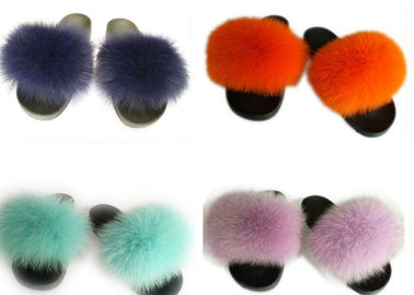 Chiny Długie włosy Fluffy Fox House Klapki gumowe Sole Soft Wygodne dla kobiet dostawca